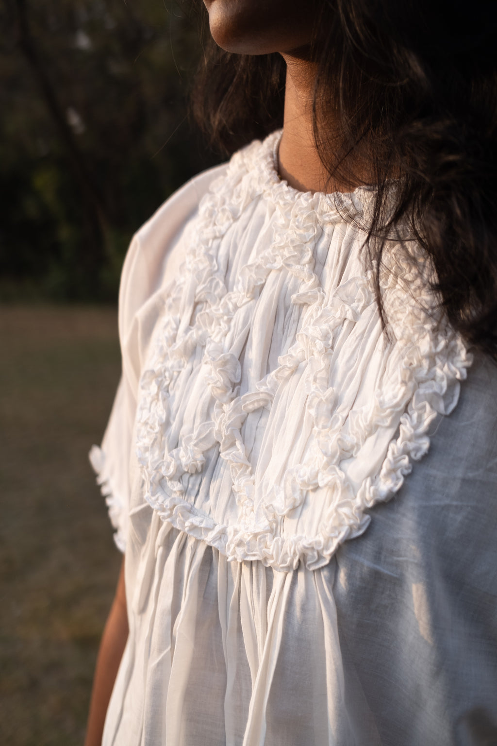 Luna Bib Top