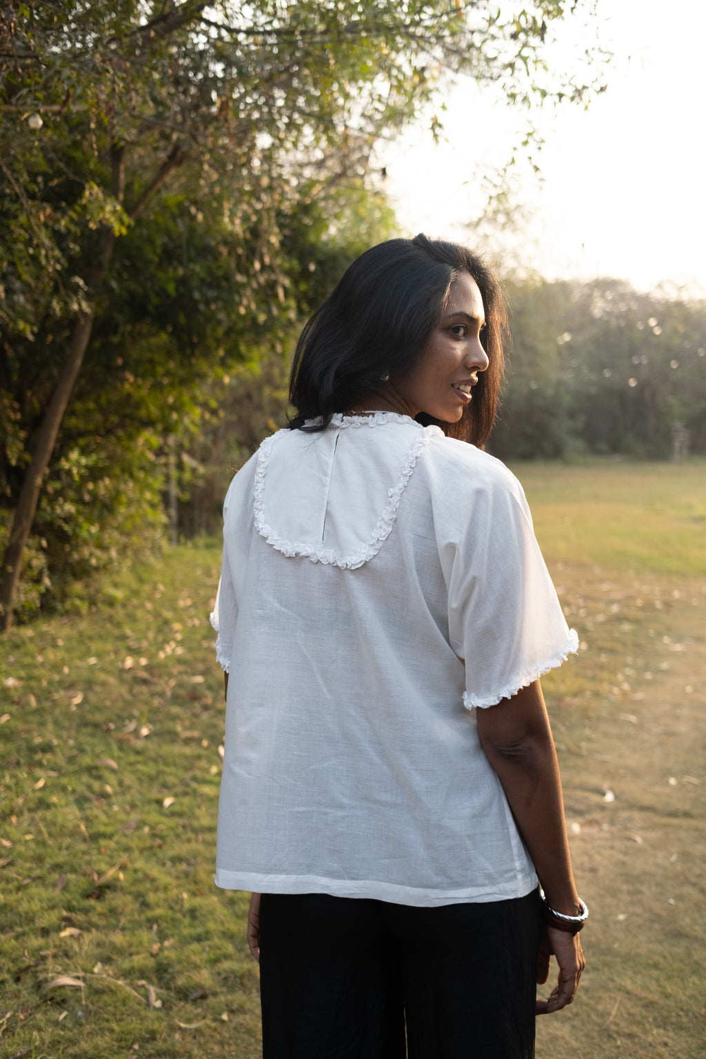 Luna Bib Top